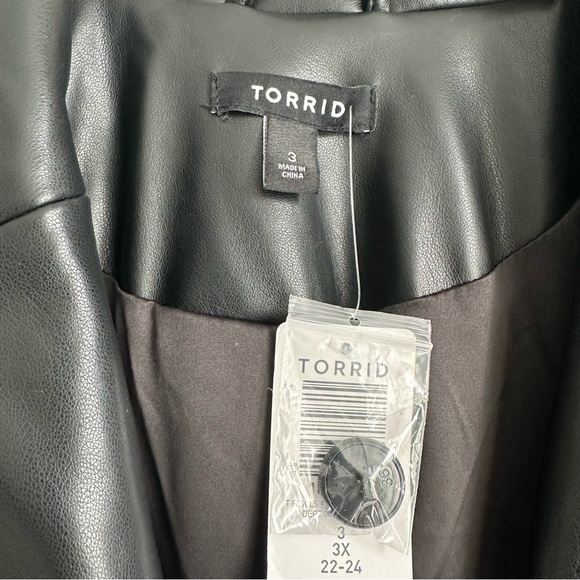 Torrid Long Line Faux Leather Blazer - Picture 2 of 8
